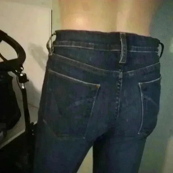 Jean's Hudson - Picture 7 of 9